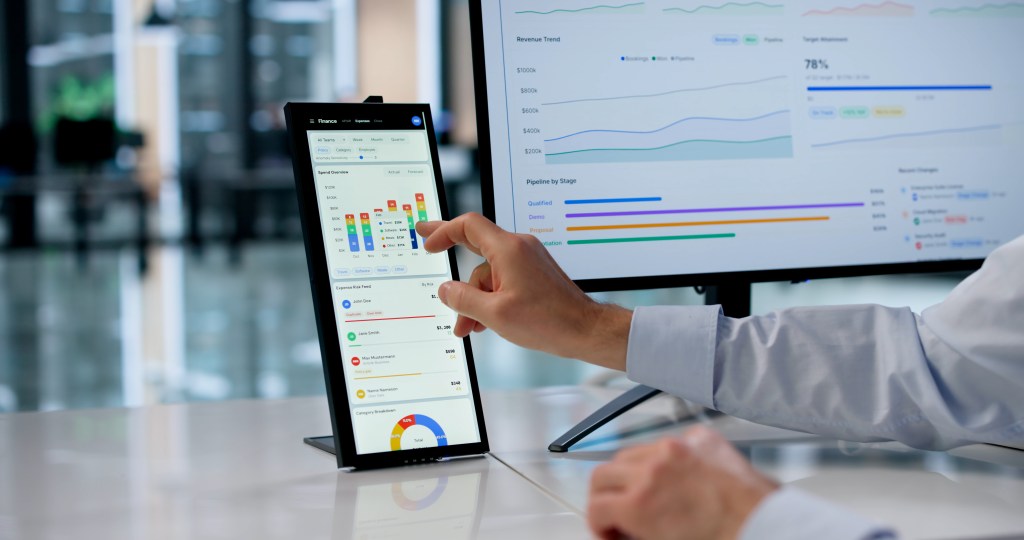 ad tech for vertical SaaS