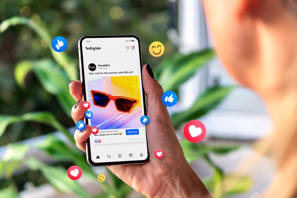 social and display ads